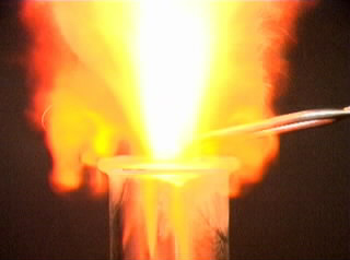 Platinum catalyst ignites hydrogen in a gas jar
