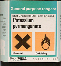 Potassium manganate(VII) is an oxidizing agent