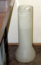 A pipette washer