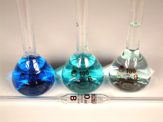 A 1000-fold serial dilution achieved by diluting 10 ml to 100ml three times