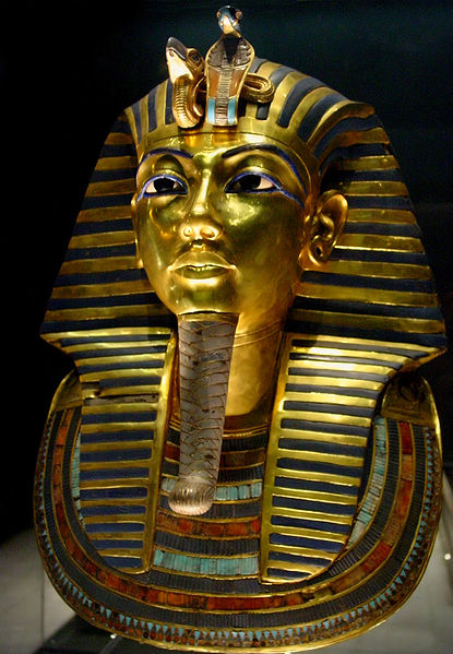 9-Oxidation_and_Reduction_Photos/intro 1 7 415px-Tuthankhamun_Egyptian_Museum.jpg