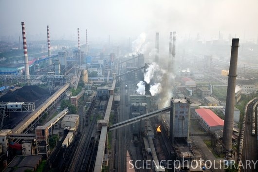 9-Oxidation_and_Reduction_Photos/iron steel 2 T810291-Anshan_steel_works,_China-SPL.jpg